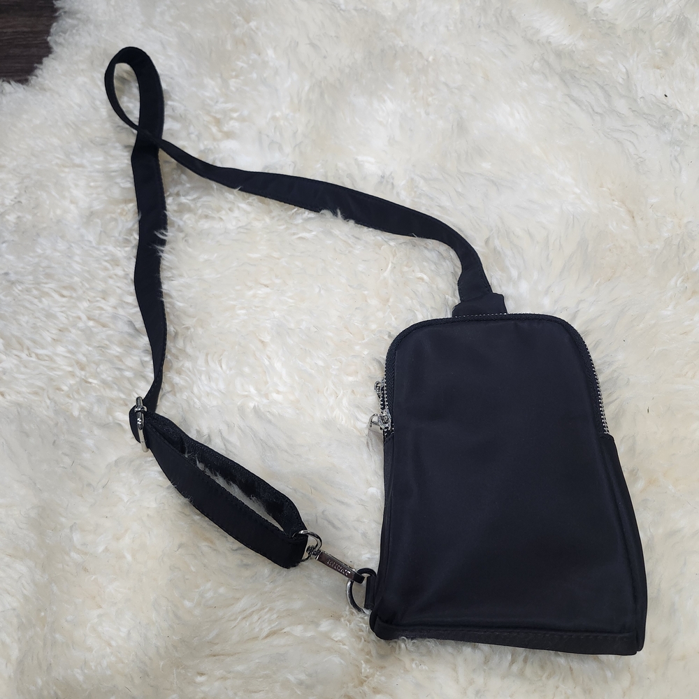 Inicat Black Crossbody Bag